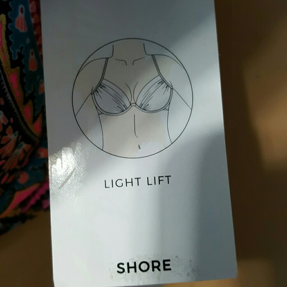 Shade & Shore bathing suit top - Picture 4 of 6